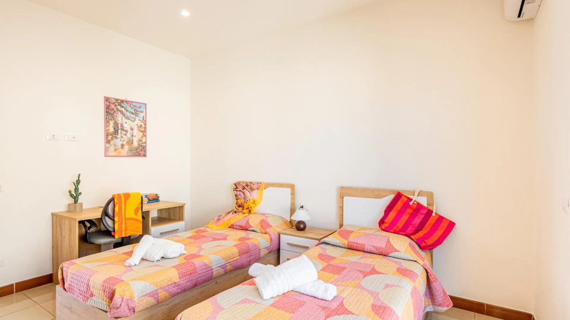 Bright Apartment Private Parking Naples - Happy Rentals
