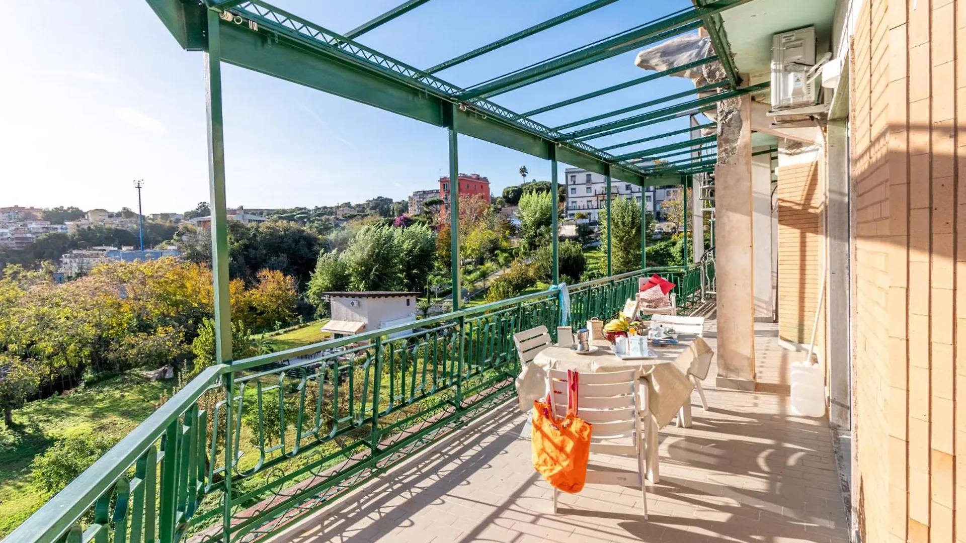 Bright Apartment Private Parking Naples - Happy Rentals