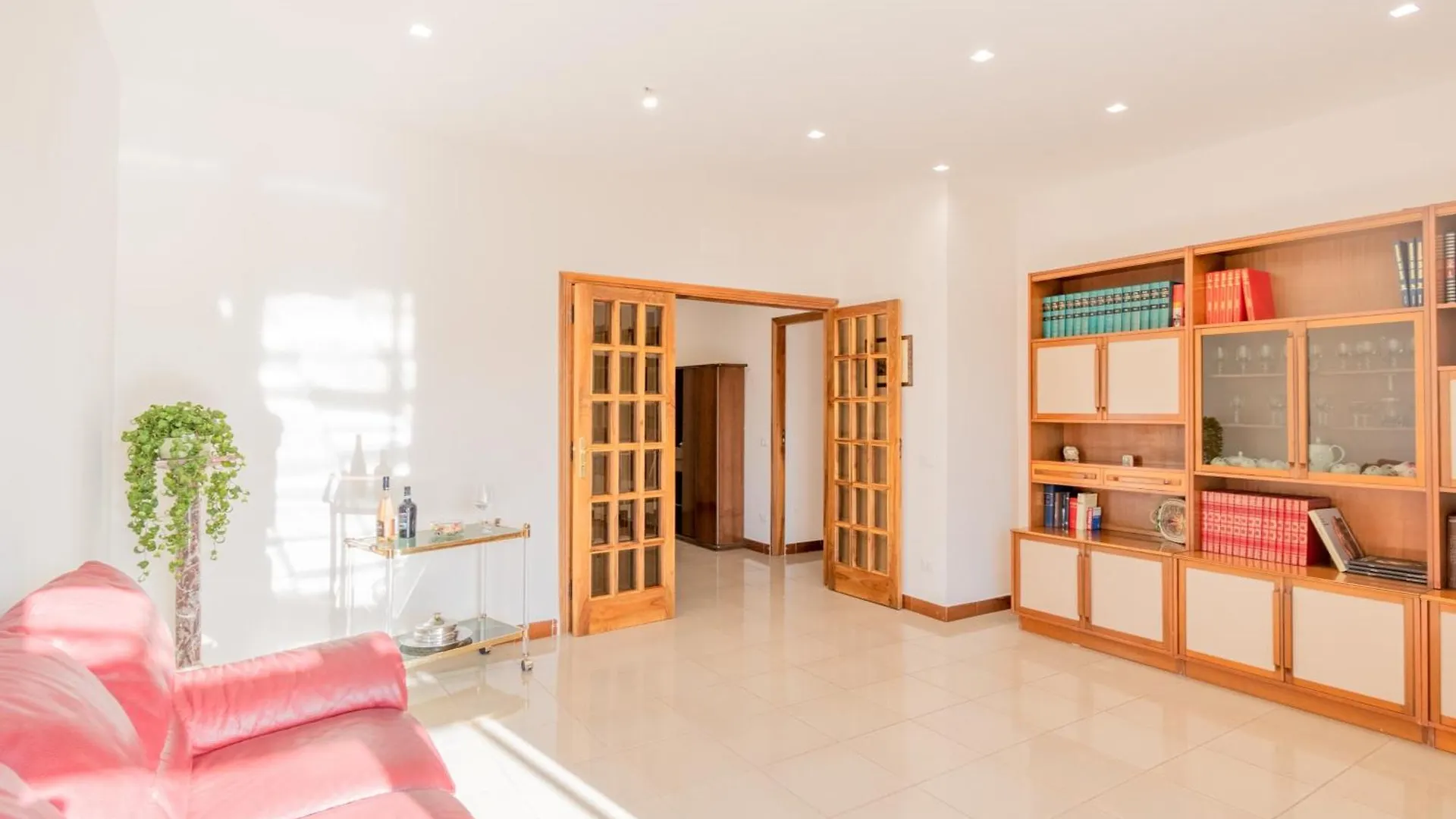 Bright Apartment Private Parking Naples - Happy Rentals