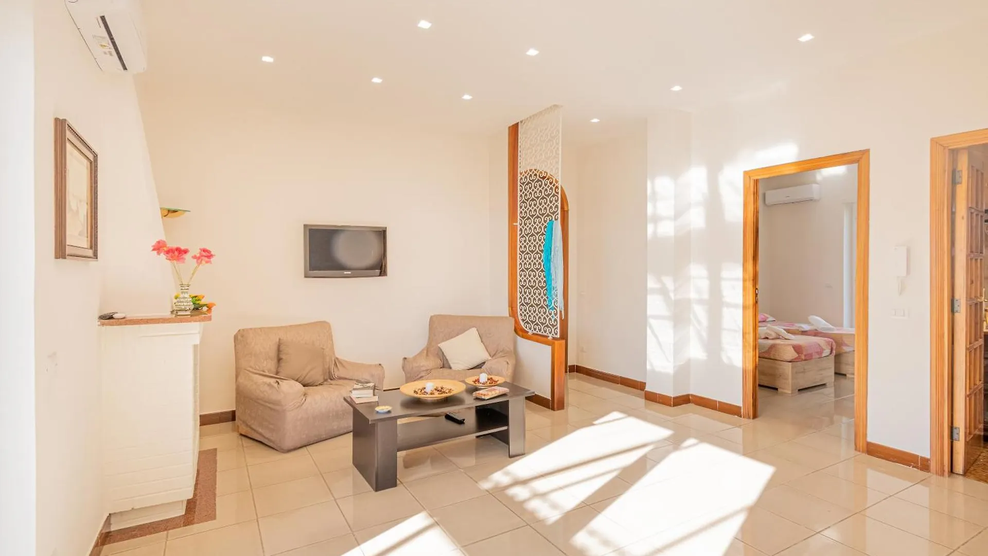Bright Apartment Private Parking Naples - Happy Rentals