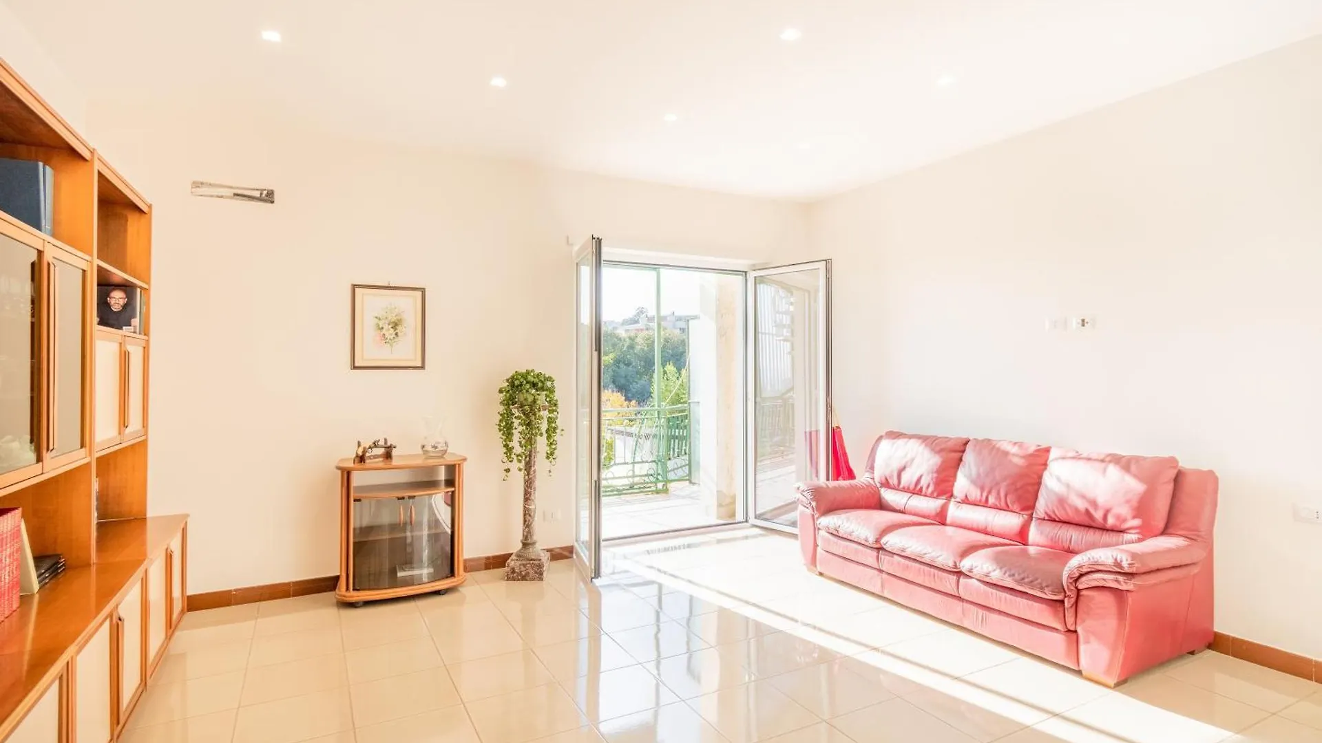Bright Apartment Private Parking Naples - Happy Rentals