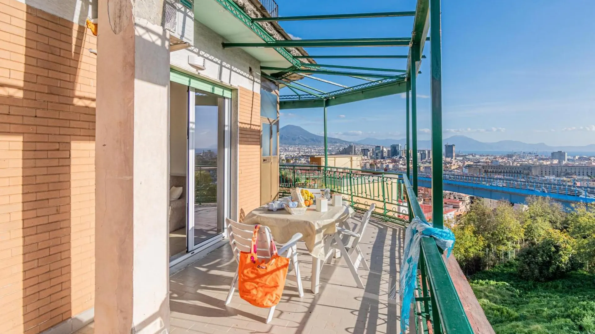 Bright Apartment Private Parking Naples - Happy Rentals